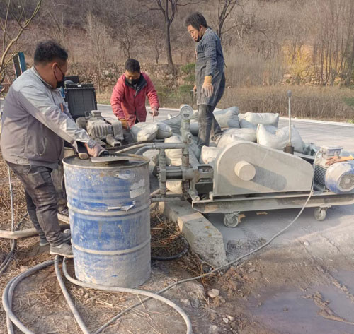 雅江路面下沉注浆